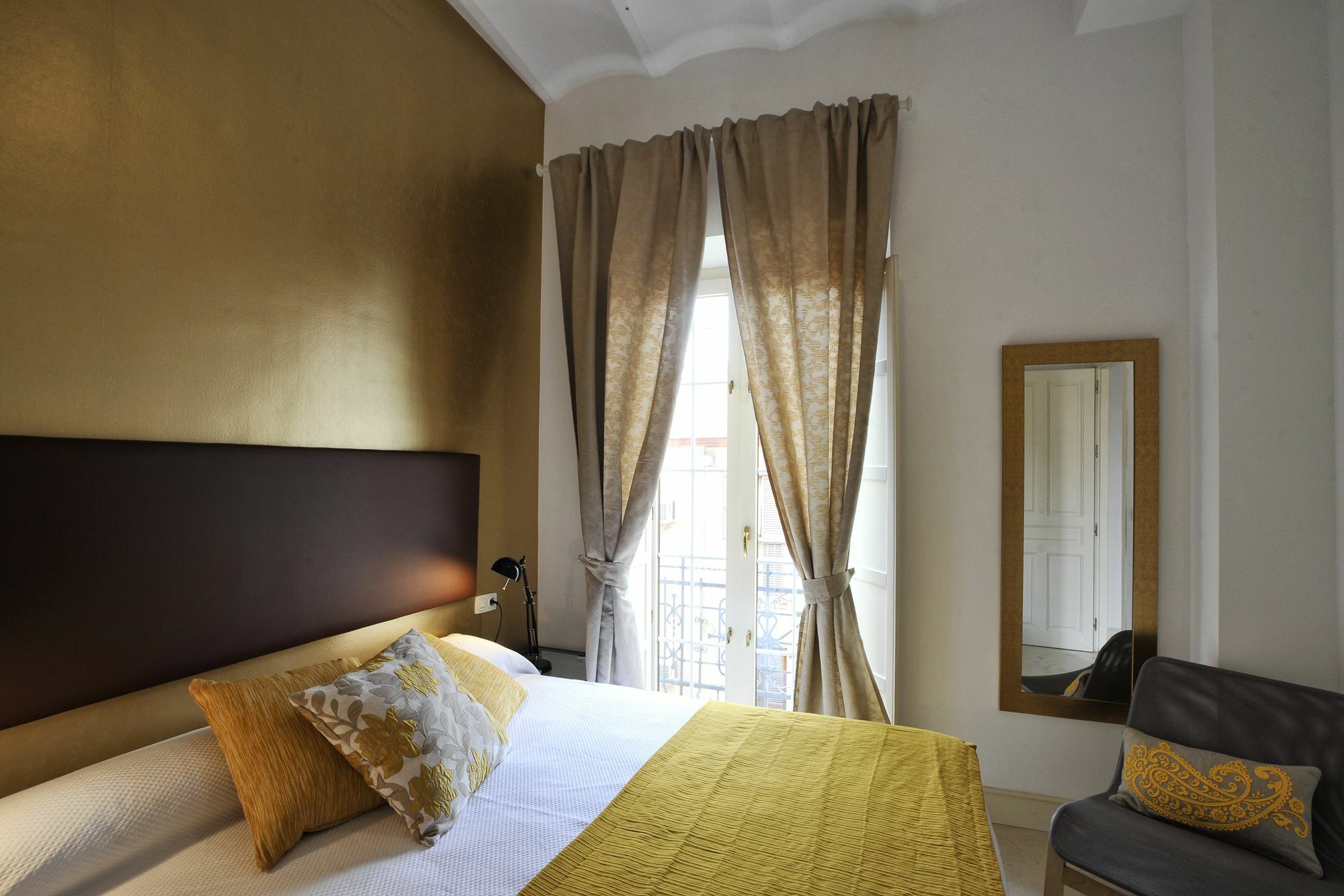 Singular Peral Apartment Seville Ngoại thất bức ảnh